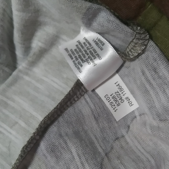 New Lane Bryant long sleeve tee. - Picture 13 of 14